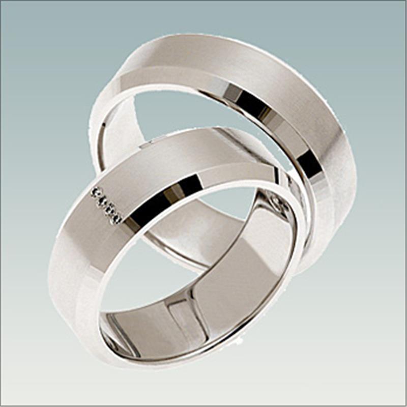 Prstan iz belega zlata BN 239