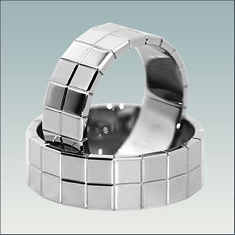 Poročni prstan iz belega zlata M 515