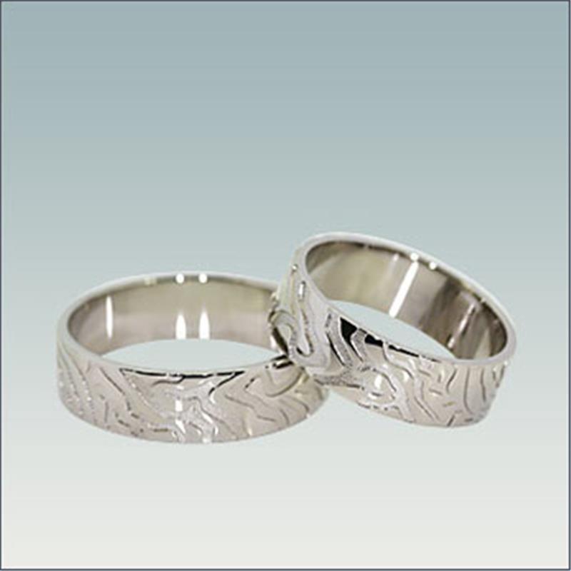 Poročni prstan iz belega zlata M 702