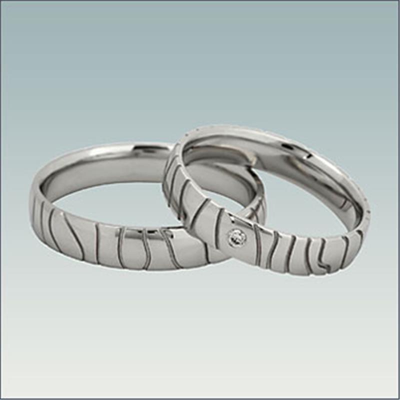 Poročni prstan iz belega zlata M 911