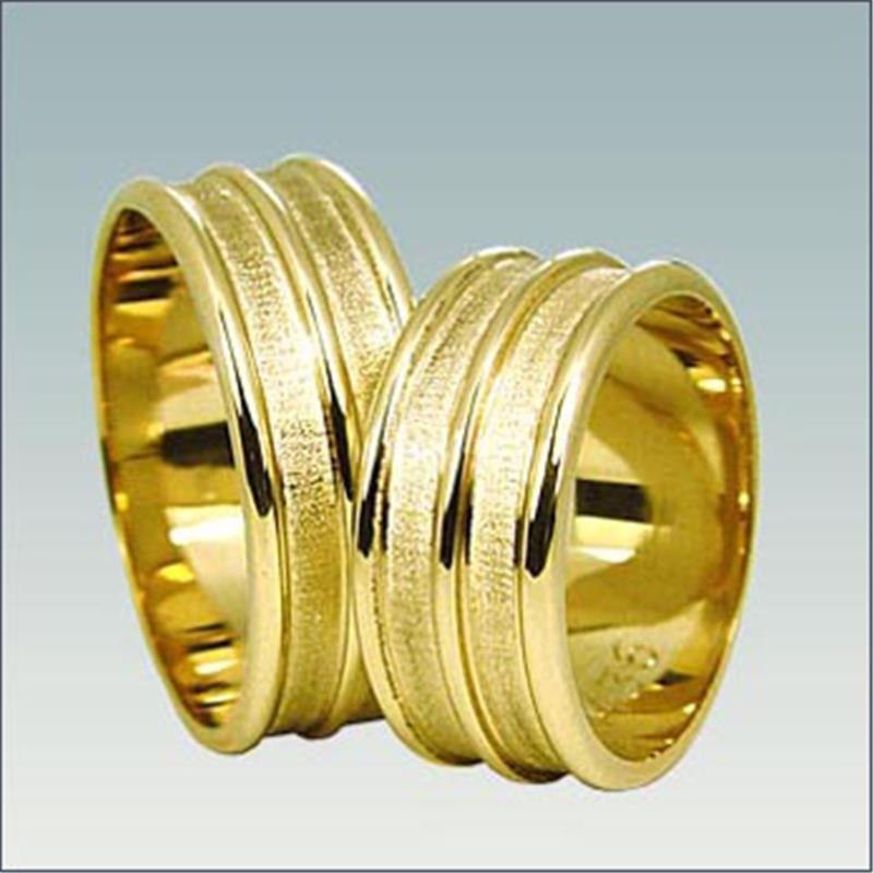 Poročni prstan iz rumenega zlata M 436