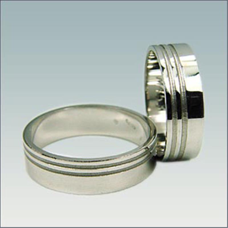 Poročni prstan iz belega zlata M 453