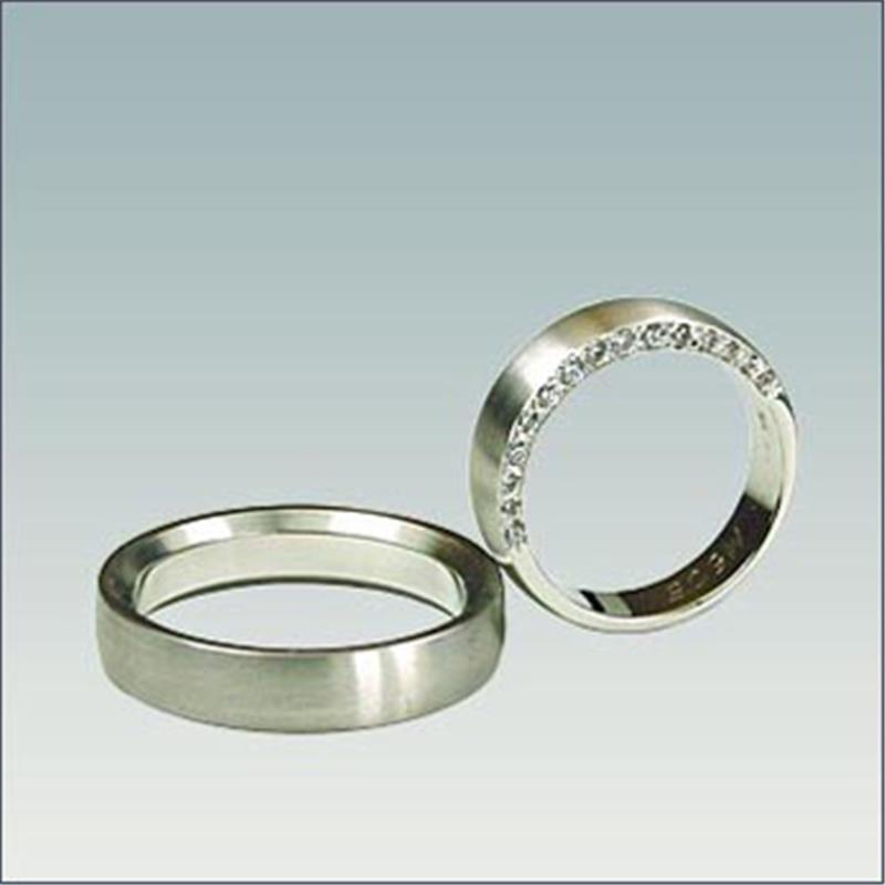 Poročni prstan M 605