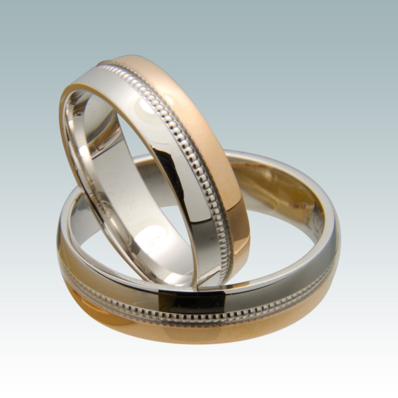 Poročni prstan iz kombiniranega  zlata A 1053